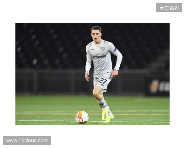 赫韦德斯:维尔茨心态很好,我确信他会在下半程展现真正实力 赫韦德斯:维尔茨心态很好,我确信他会在下半程展现真正实力