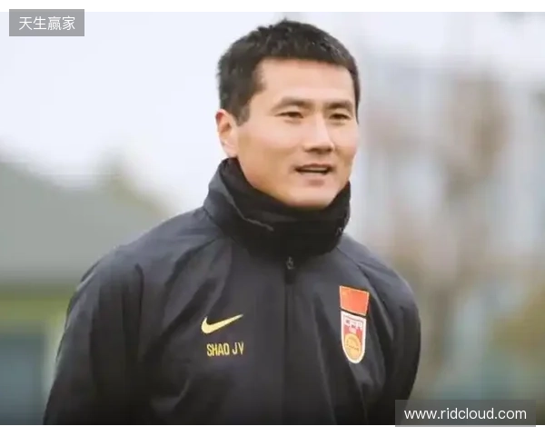 苏超村超能踢进国足吗?邵佳一:可以先去中乙中甲,再到中超试试