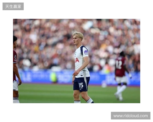 TA：切尔西、维拉冬窗问价遭拒，热刺拒放贝里瓦尔离队